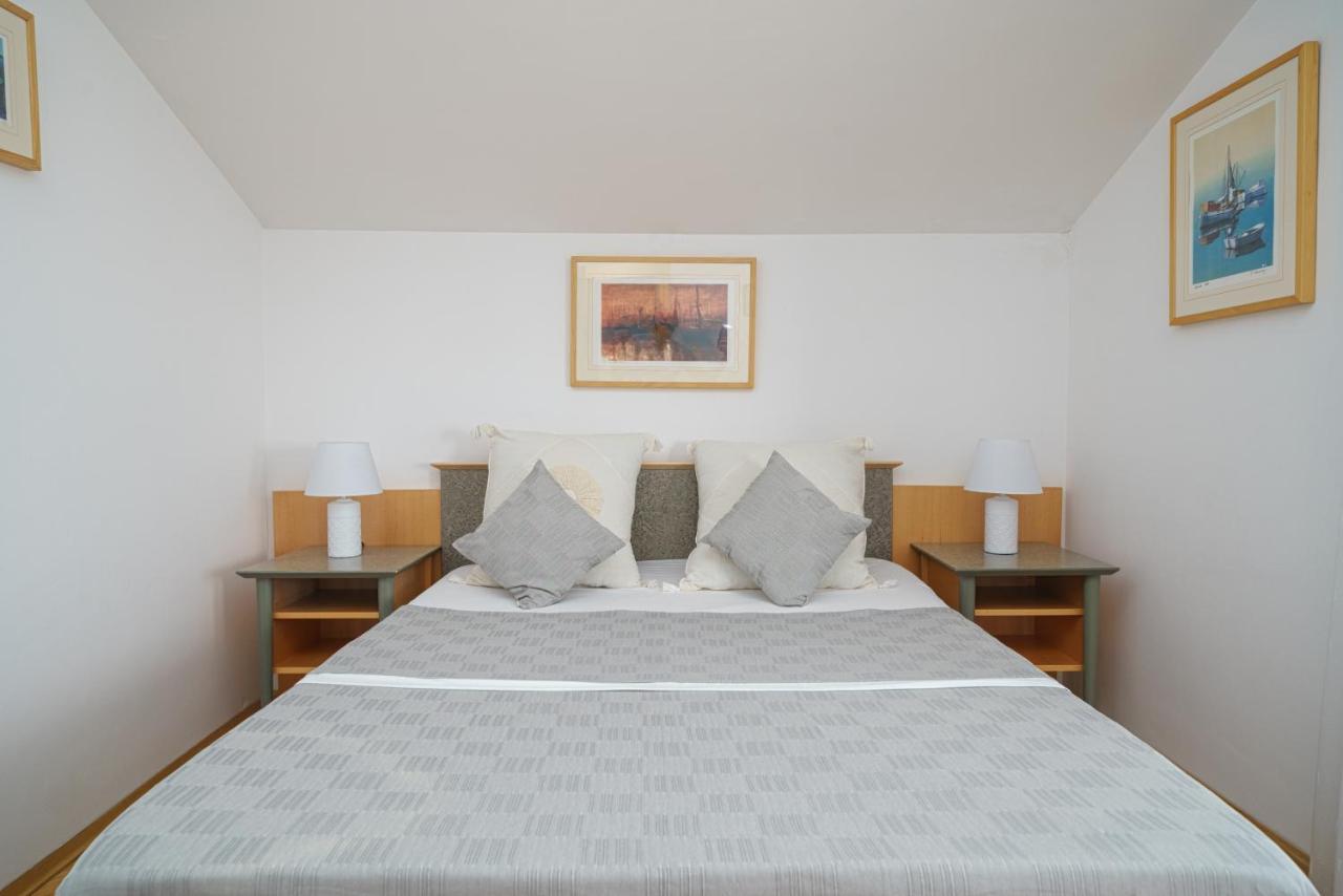 Villa David Vodice Eksteriør billede