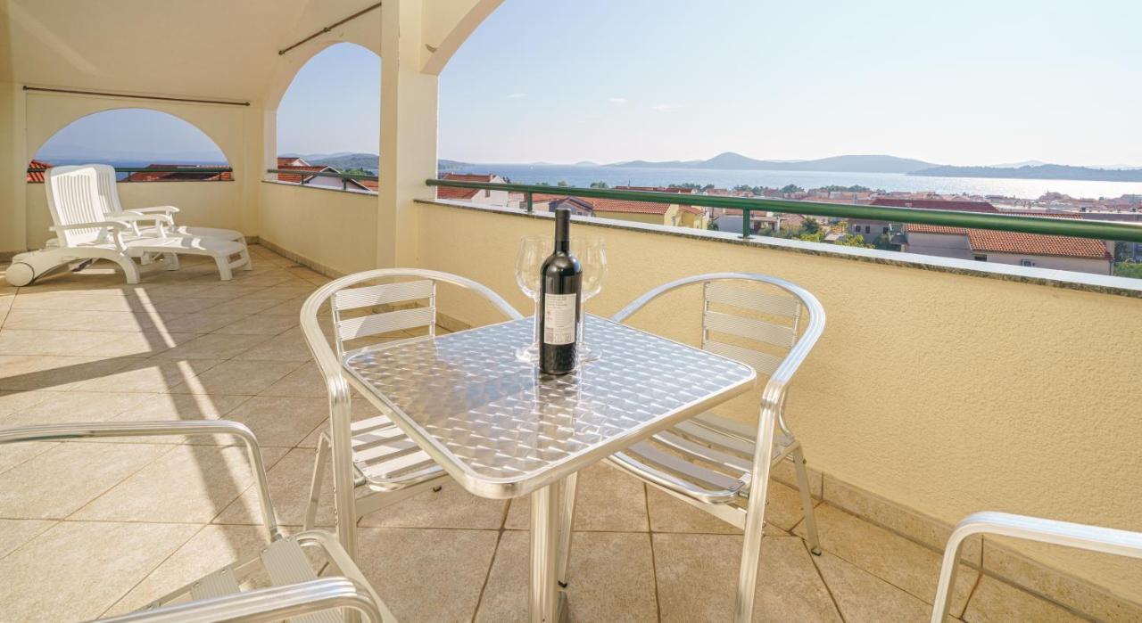Villa David Vodice Eksteriør billede