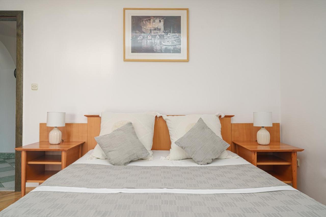 Villa David Vodice Eksteriør billede