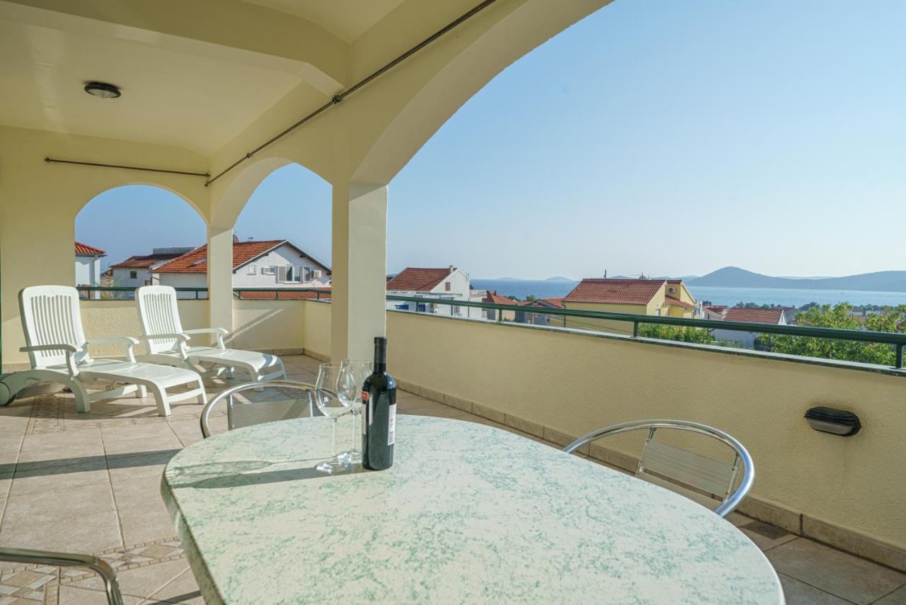 Villa David Vodice Eksteriør billede
