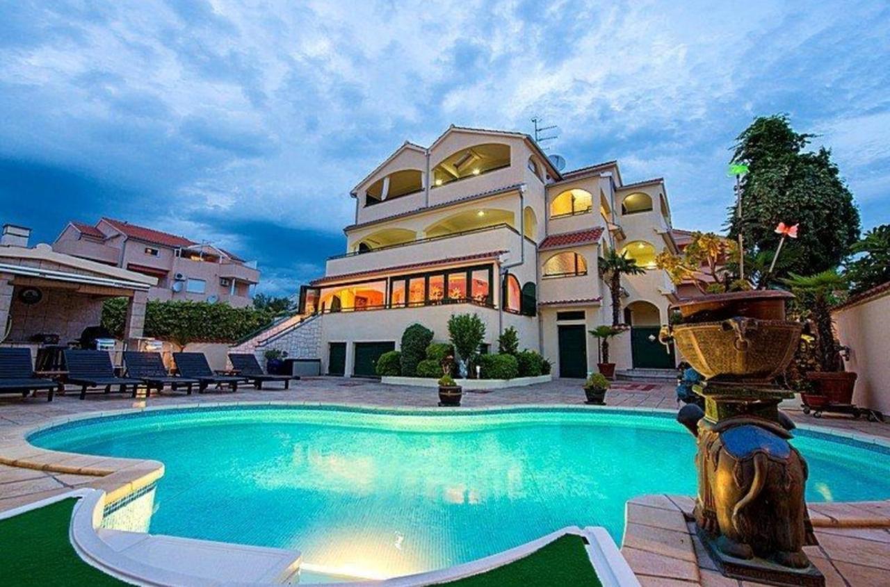 Villa David Vodice Eksteriør billede